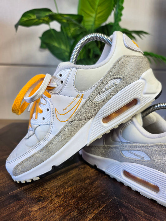 Nike Air Max 90 First Use Light Bone maat 39
