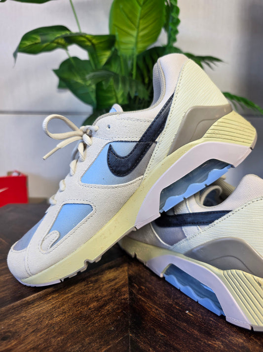 Nike Air Max 180 Light Khaki maat 44