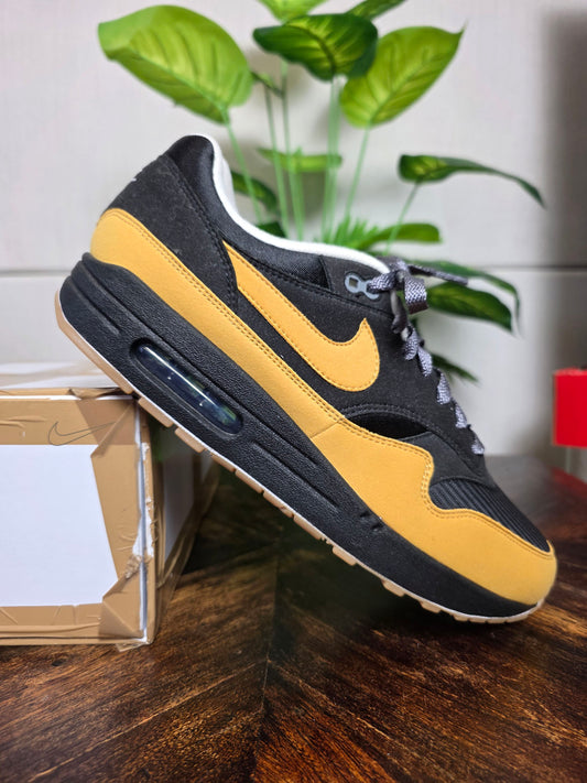 Nike Air Max 1 Black Yellow maat 45