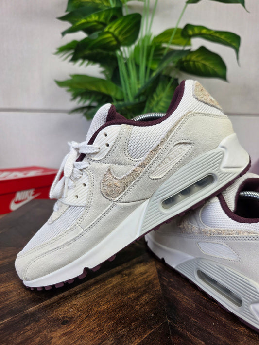 Nike Air Max 90 "Phantom Burgundy Crush" maat 44