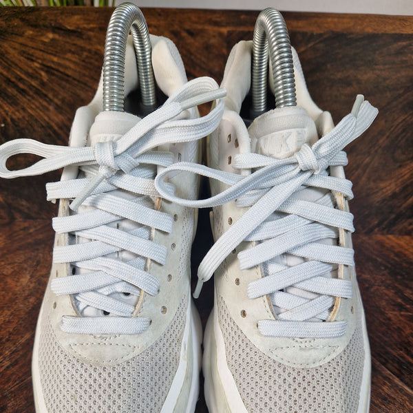 Nike Air Max BW Ultra Light Bone White maat 36,5