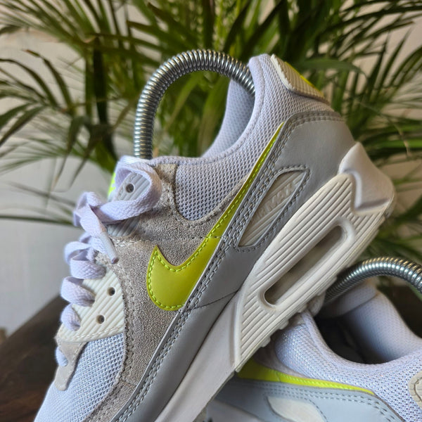 Nike Air Max 90 Lemon Venom maat 37,5