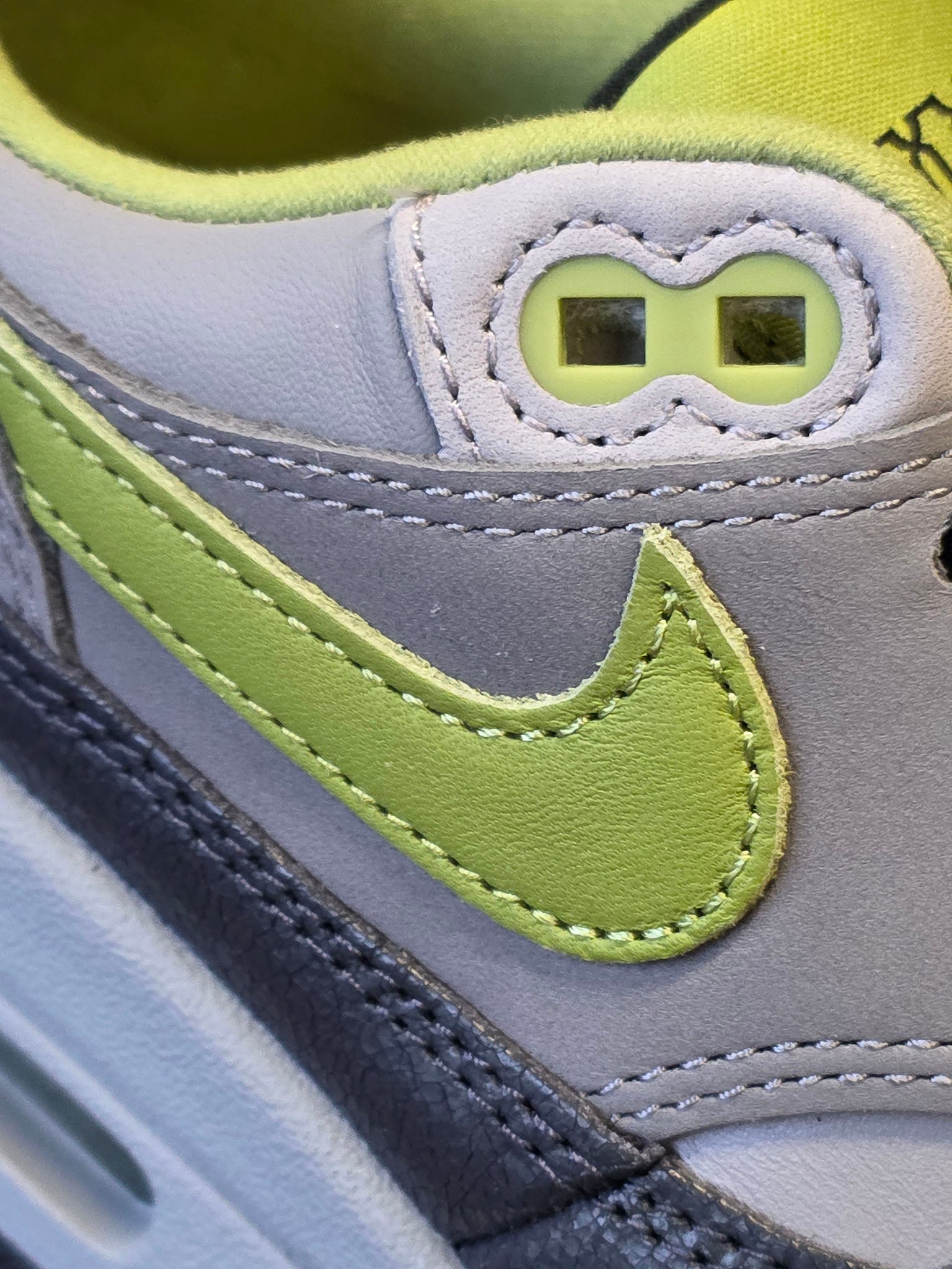 Nike Air Max 1 SP x Huf maat 37,5