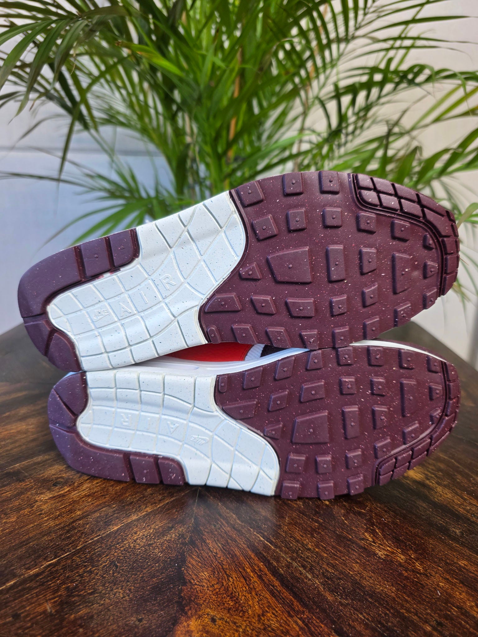 Nike Air Max 1 Burgundy Crush