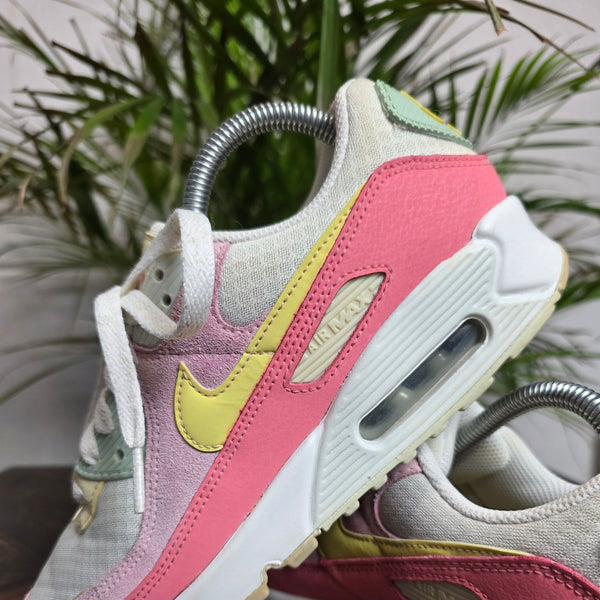 Nike Air Max 90 Pink Salt Sea Glass maat 39