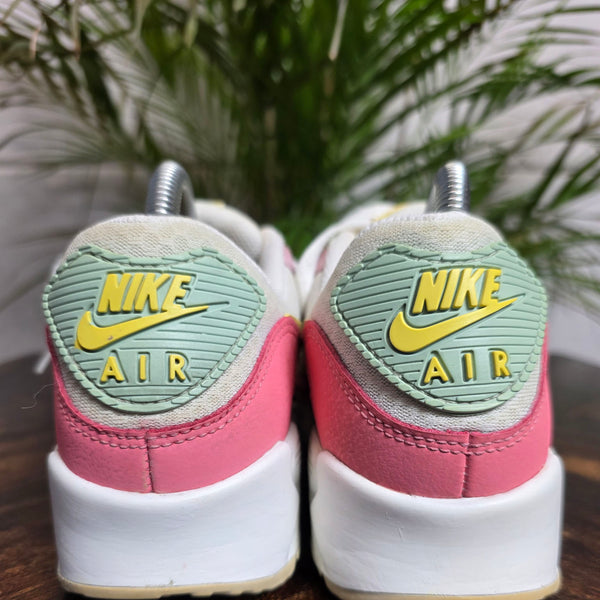 Nike Air Max 90 Pink Salt Sea Glass maat 39