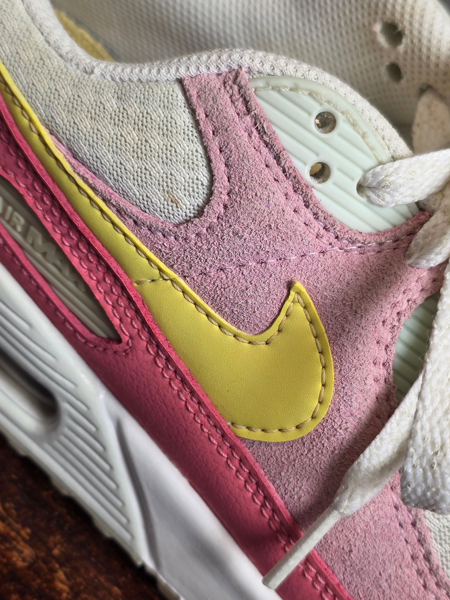 Nike Air Max 90 Pink Salt Sea Glass maat 39