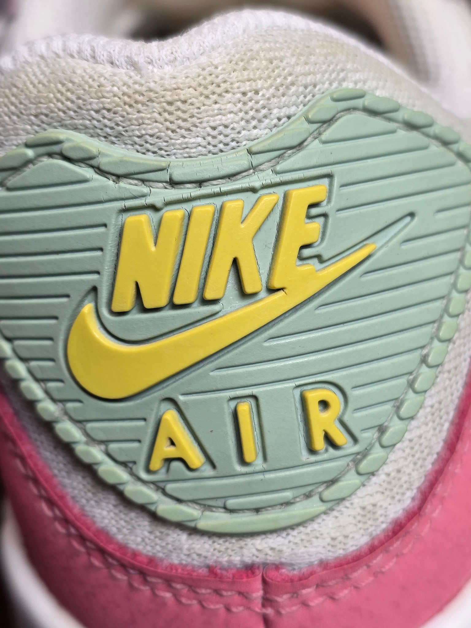 Nike Air Max 90 Pink Salt Sea Glass maat 39