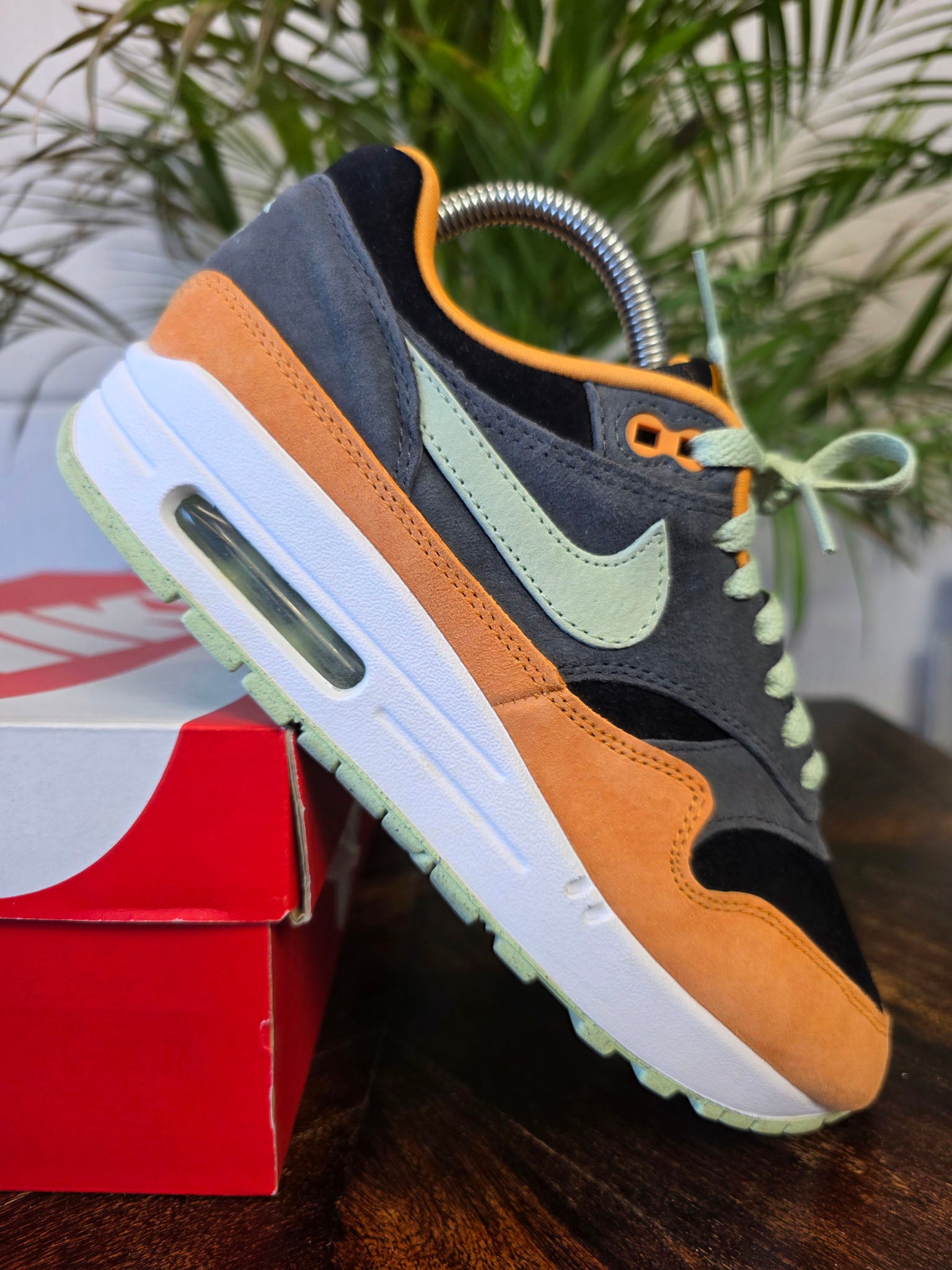 Nike Air Max 1 Duck "Honeydew" maat 38,5