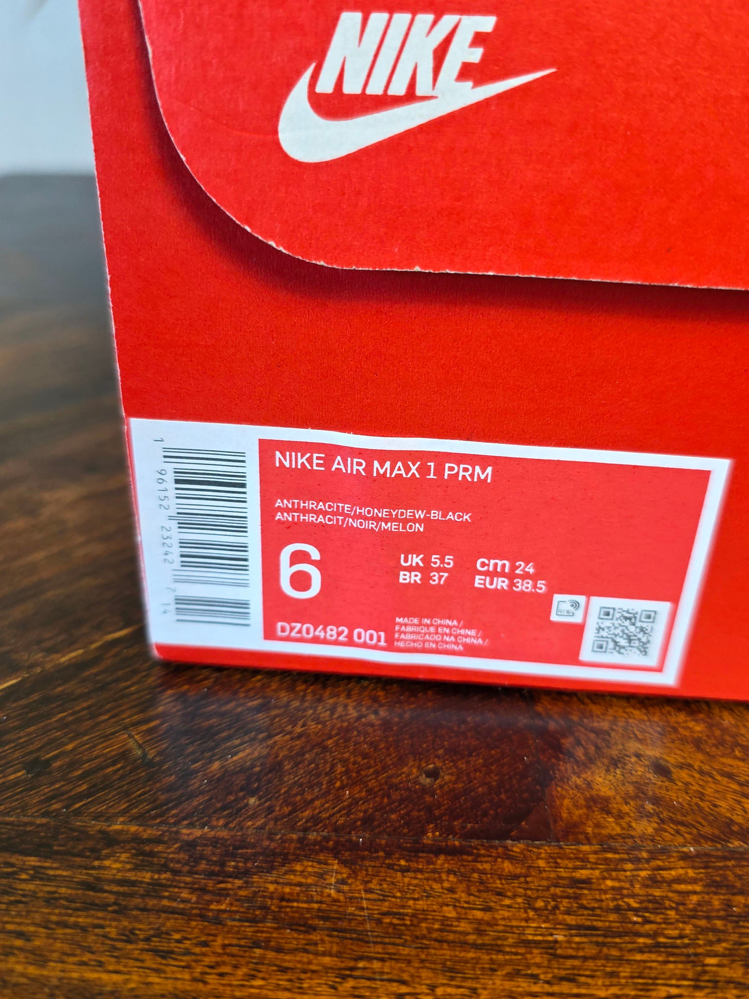 Nike Air Max 1 Duck "Honeydew" maat 38,5