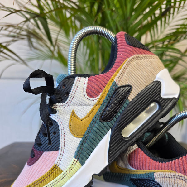 Nike Air Max 90 Corduroy maat 36,5