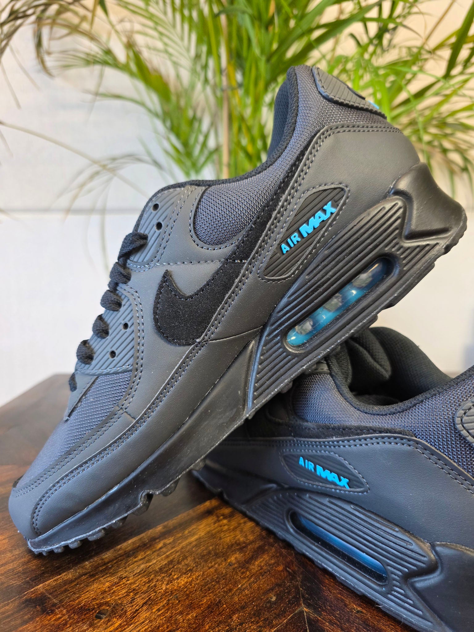 Nike Air Max 90 Dark Smoke Grey Laser Blue maat 46