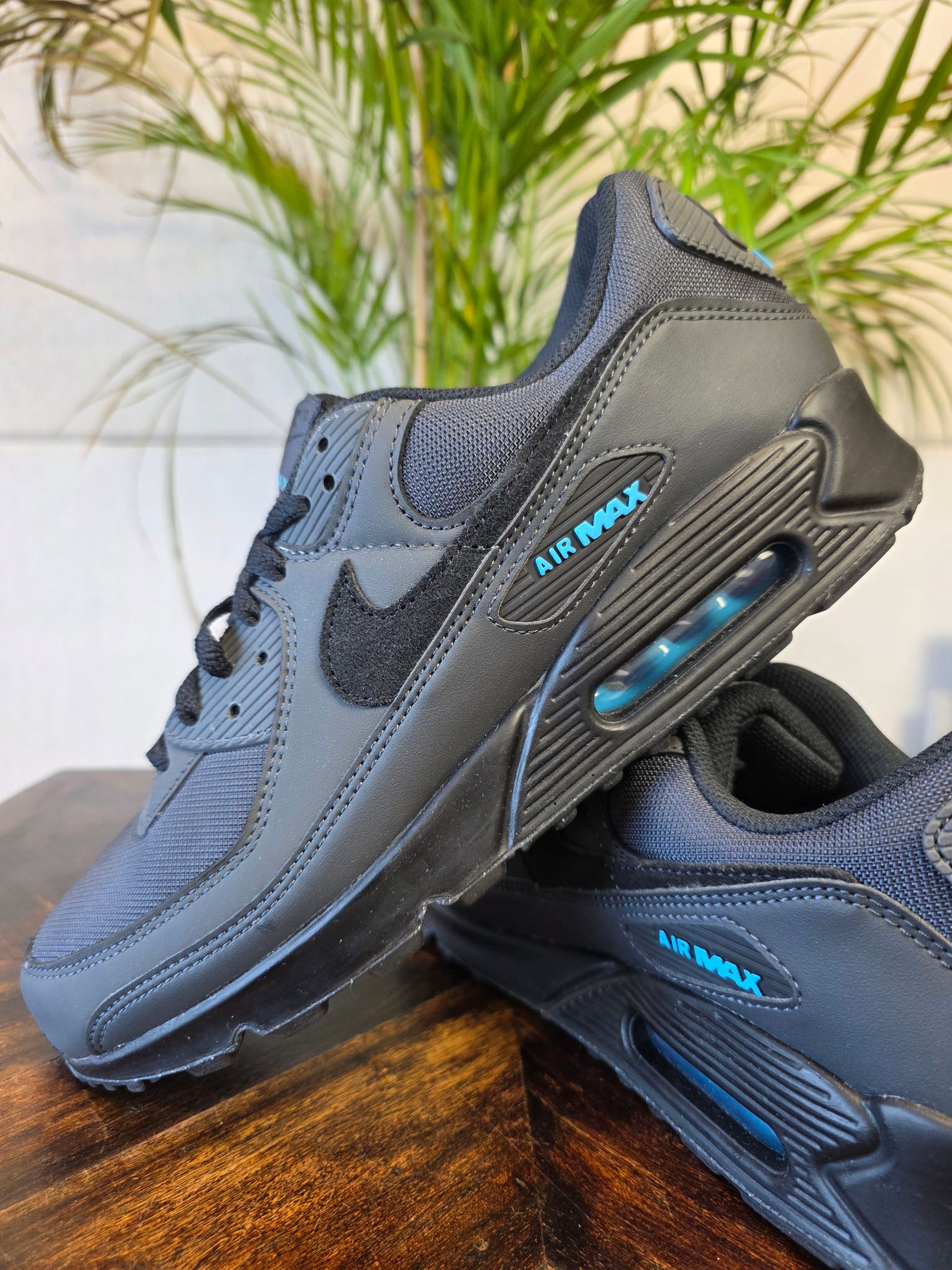 Nike Air Max 90 Dark Smoke Grey Laser Blue maat 46