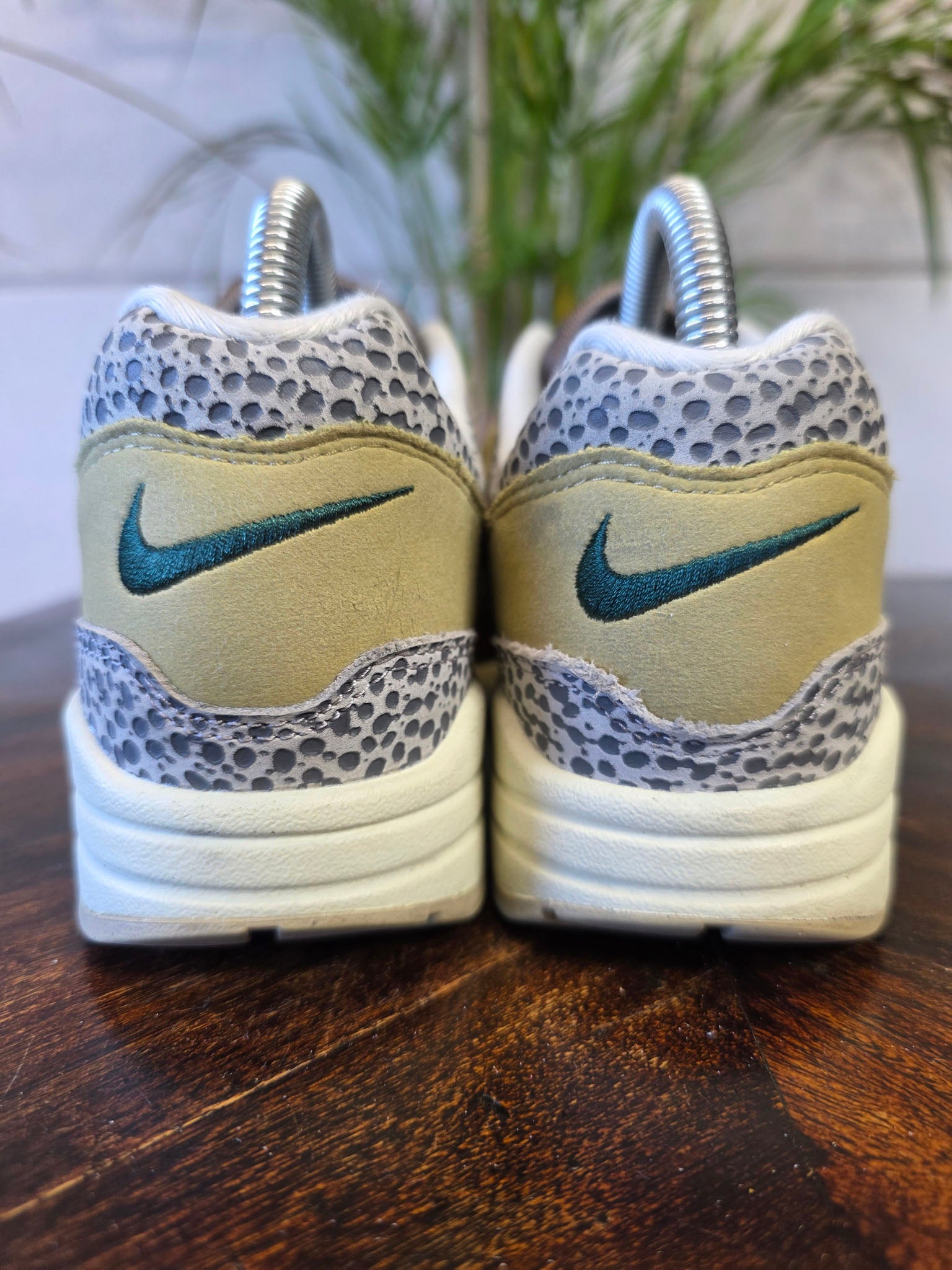 Nike Air Max 1 Safari Cobblestone maat 37,5