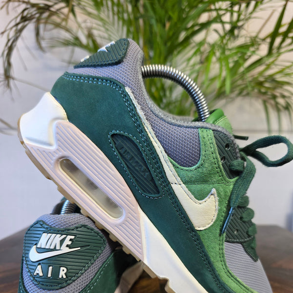 Nike Air Max 90 PRM Pro Green Pale Ivory maat 41