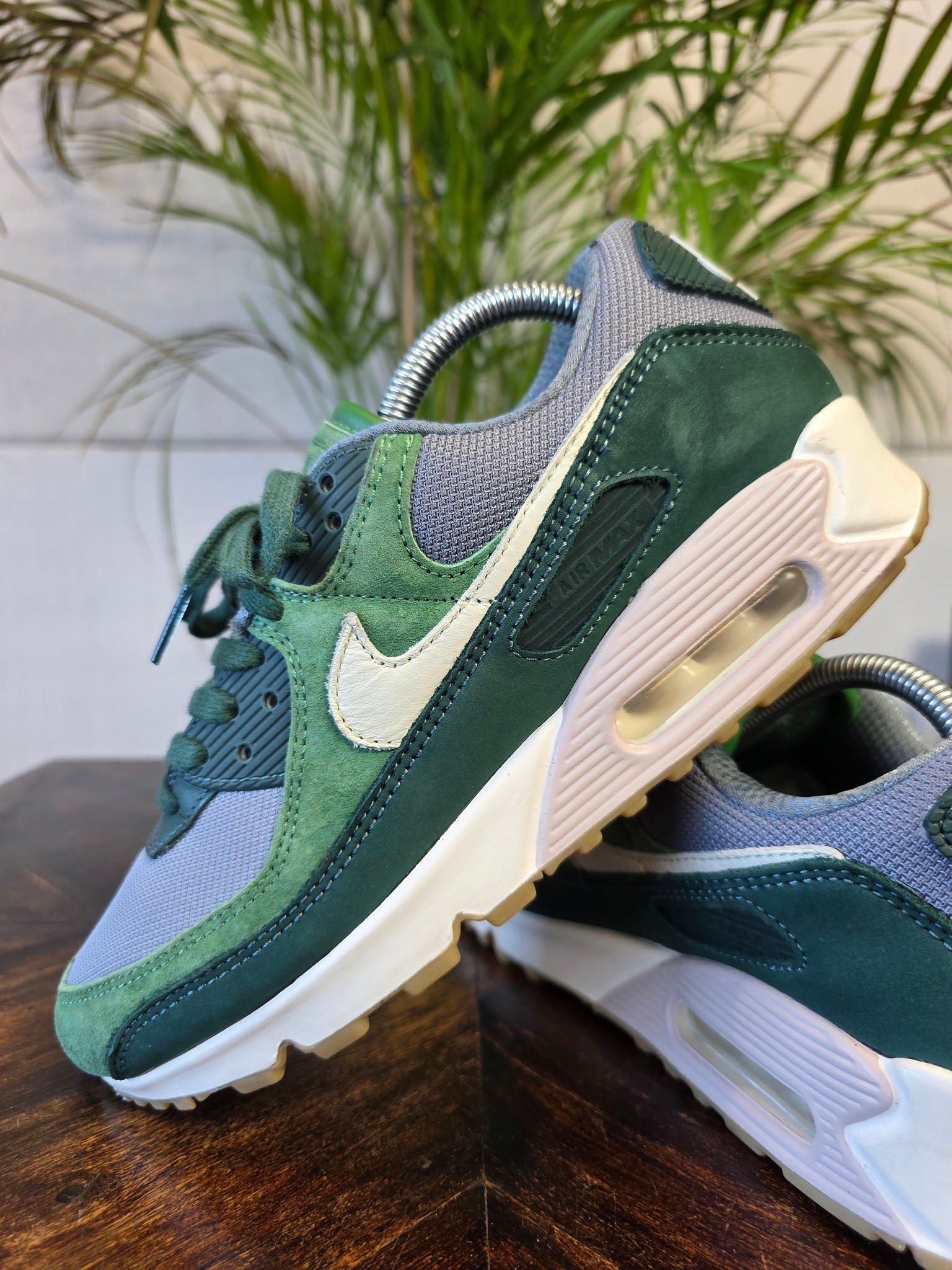 Nike Air Max 90 PRM Pro Green Pale Ivory maat 41