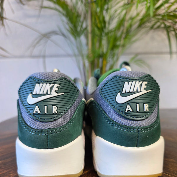 Nike Air Max 90 PRM Pro Green Pale Ivory maat 41