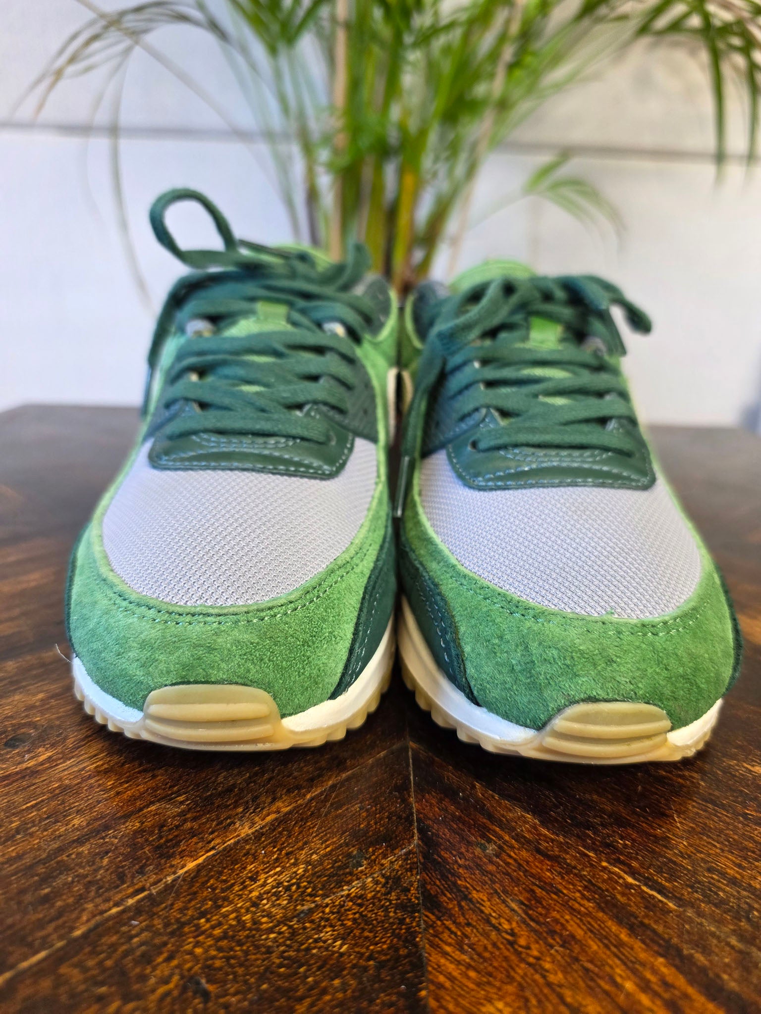 Nike Air Max 90 PRM Pro Green Pale Ivory maat 41