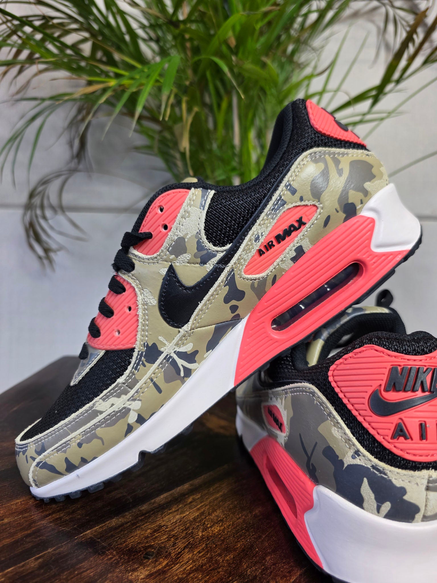 Nike Air Max 90 Camo Pack "Magic Ember" maat 46