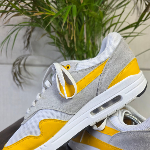 Nike Air Max 1 University Gold maat 45,5