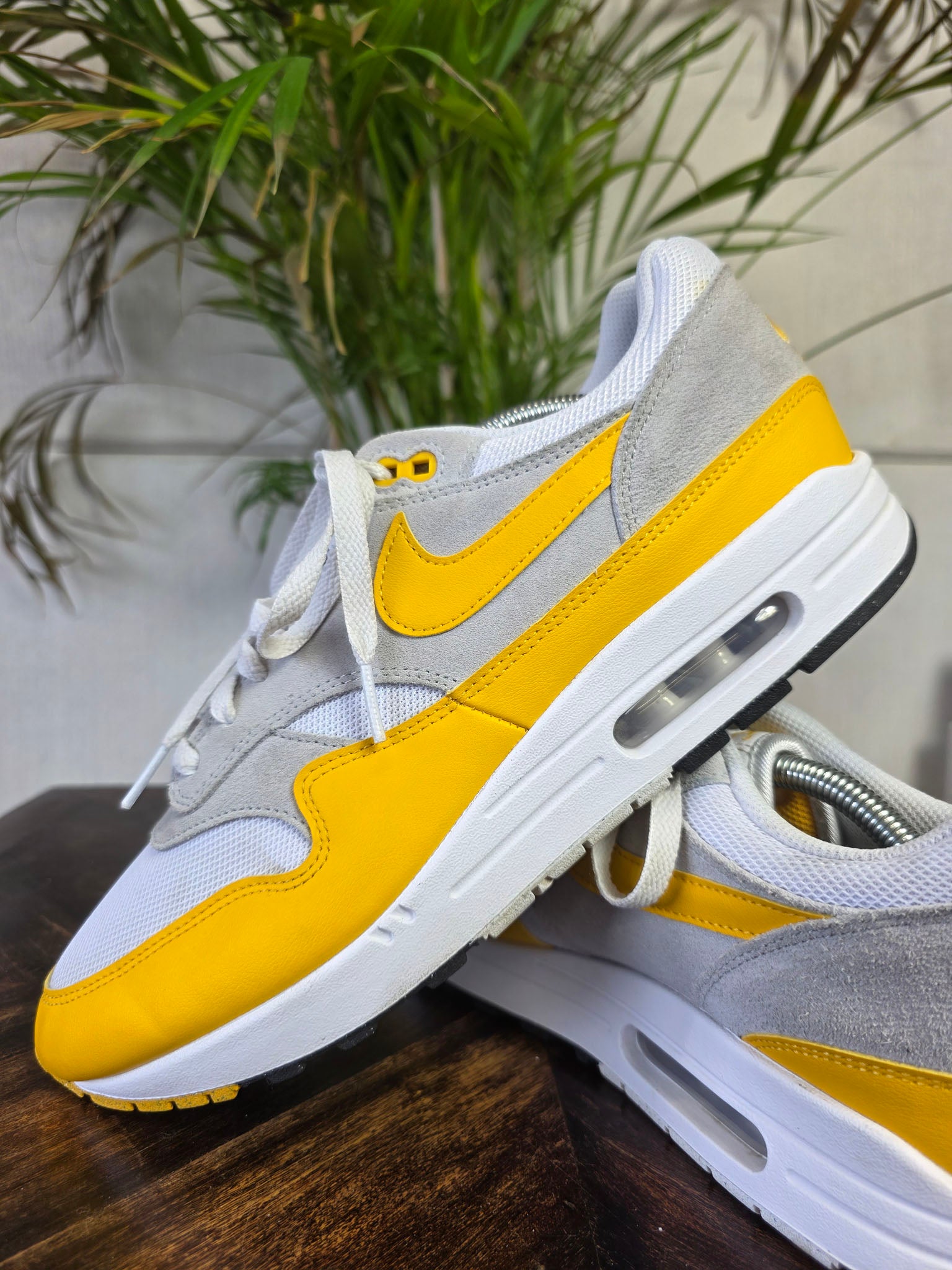 Nike Air Max 1 University Gold maat 45,5