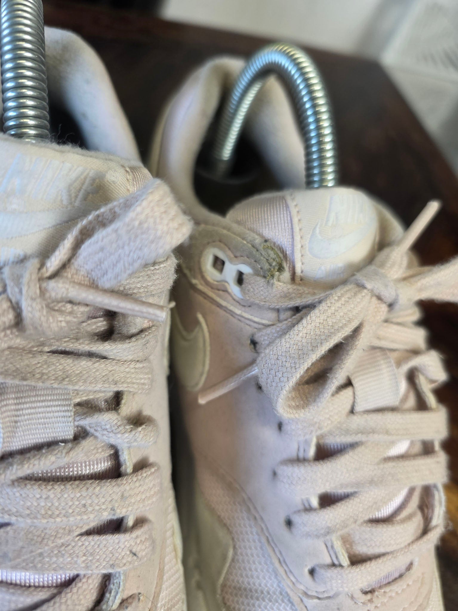 Nike Air Max 1 Barely Rose maat 38