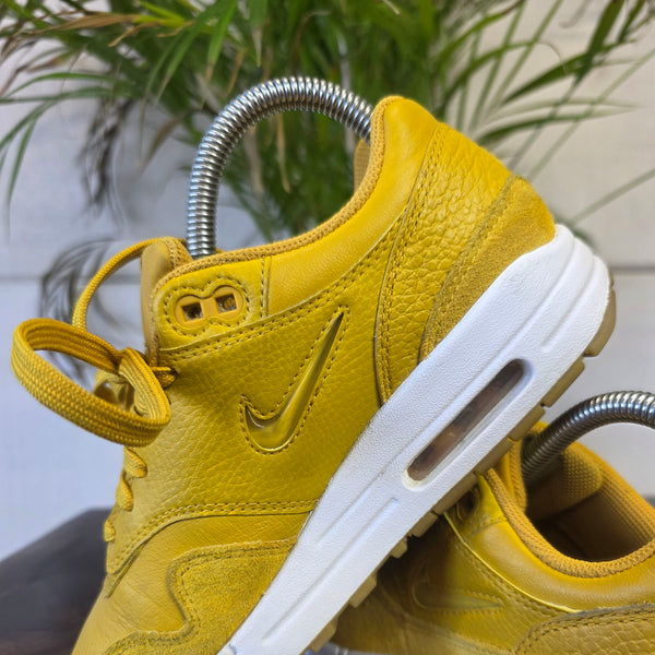 Nike Air Max 1 Jewel Mineral Yellow maat 36,5