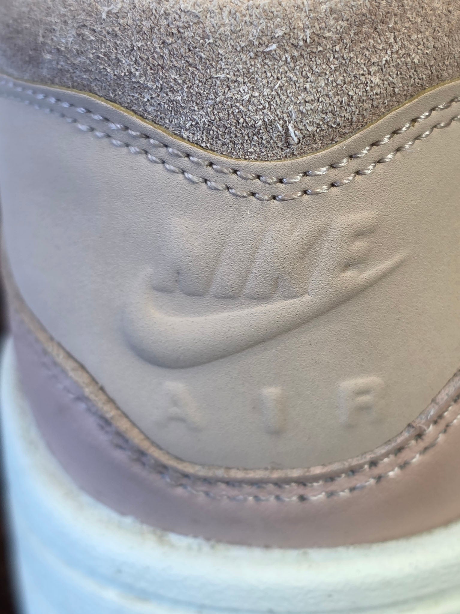 Nike Air Max 1 PRM Bio Beige maat 36,5