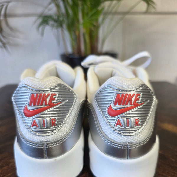 Nike Air Max 90 White Metallic Gold maat 37,5