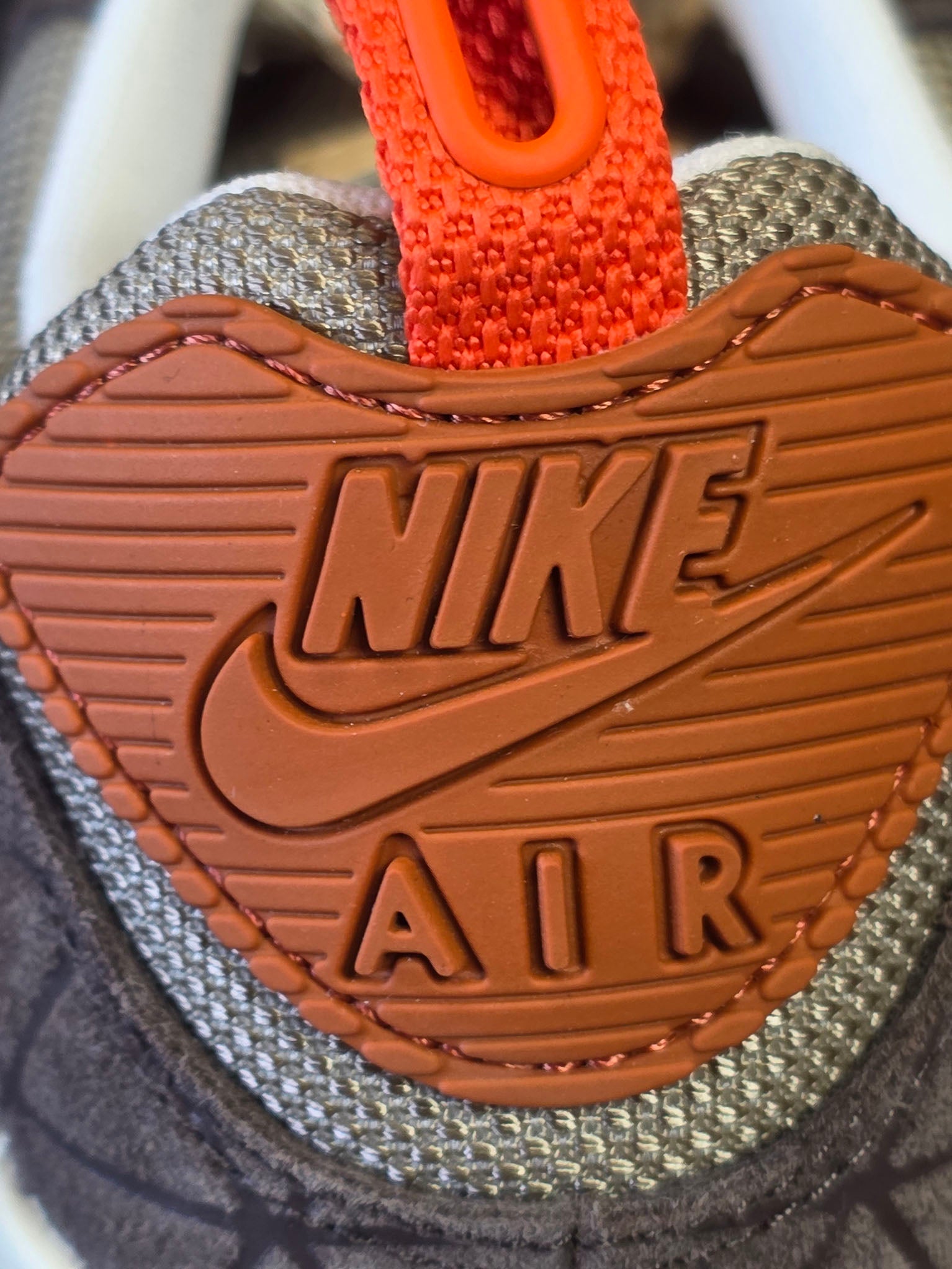 Nike Air Max 90 Lace Toggle Baroque Brown maat 40