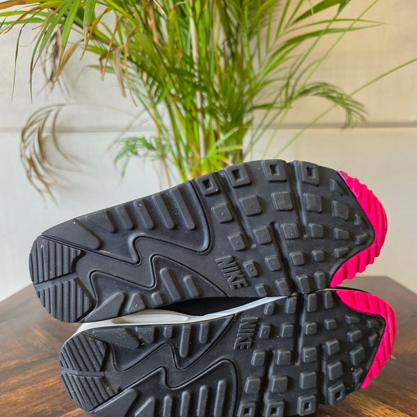 Nike Air Max 90 Futura Black Hot Pink maat 36,5