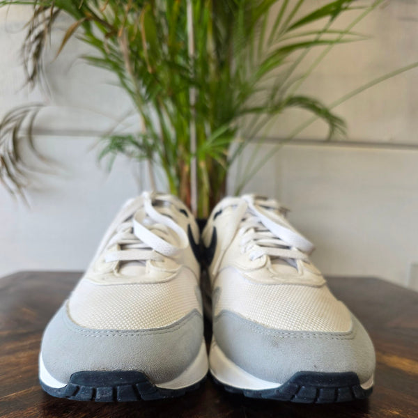 Nike Air Max 1 Platinum Tint maat 44