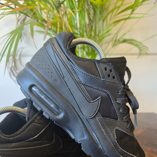 Nike Air Max BW Triple Black maat 39