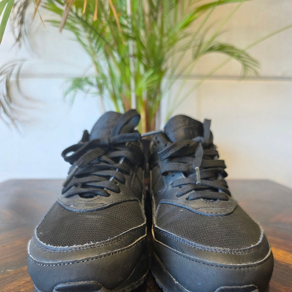 Nike Air Max BW Triple Black maat 39