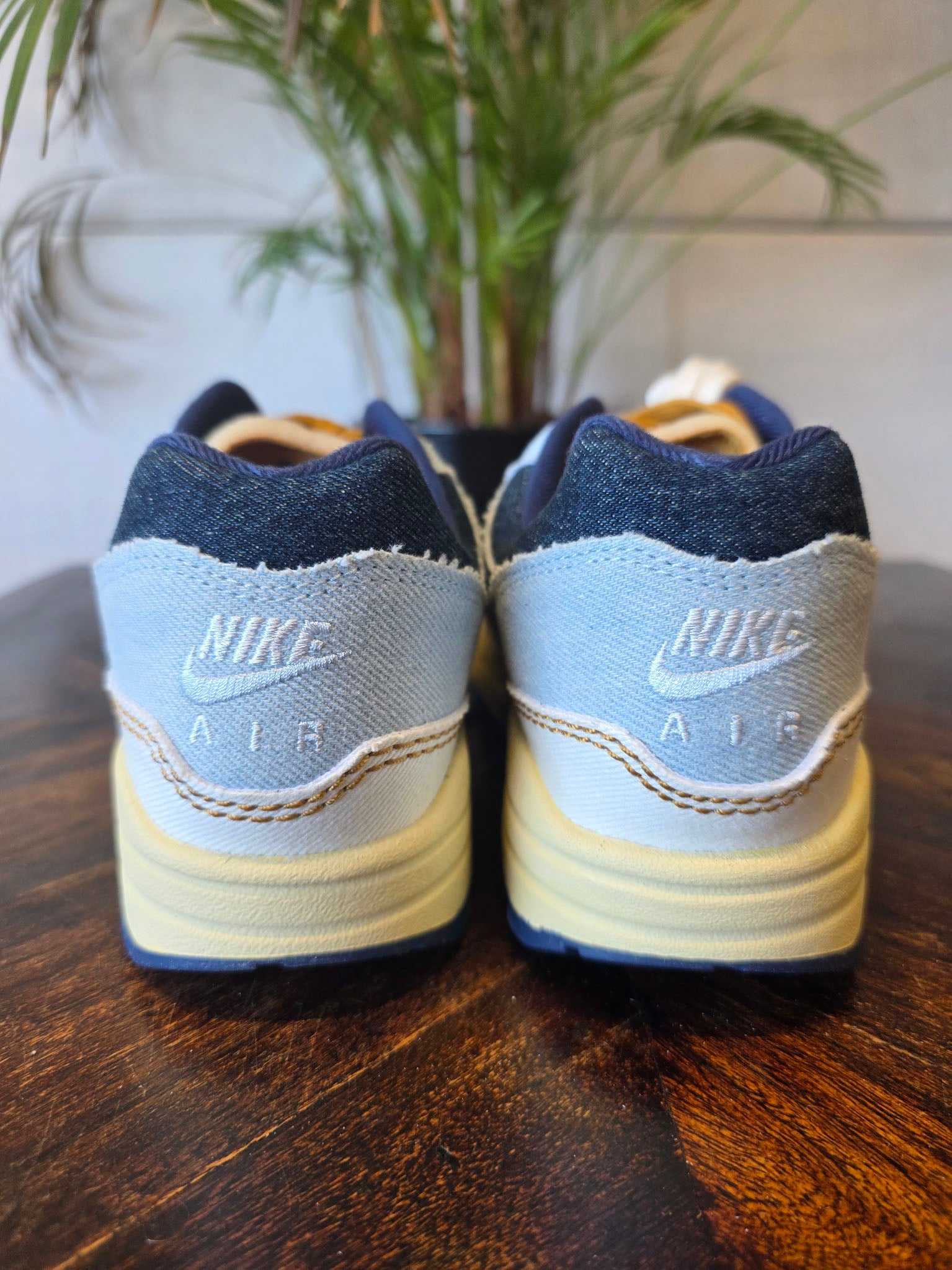 Nike Air Max 1 '87 Denim Aura maat 41
