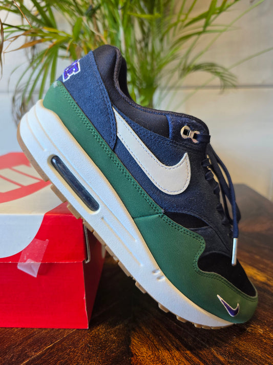 Nike Air Max 1 '87 Gorge Green Obsidian maat 42