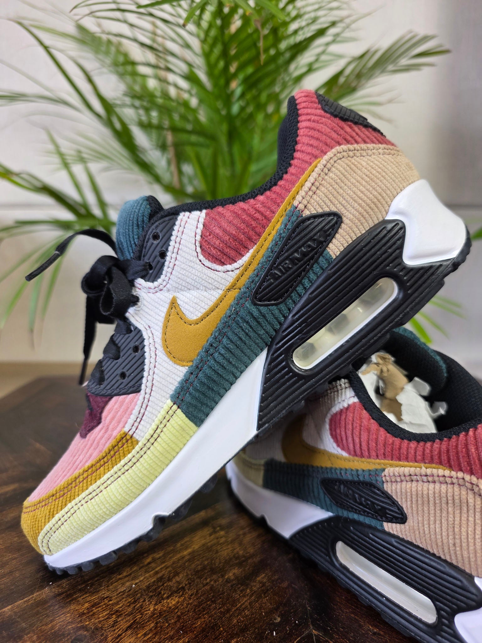 Nike Air Max 90 Multi Corduroy maat 39