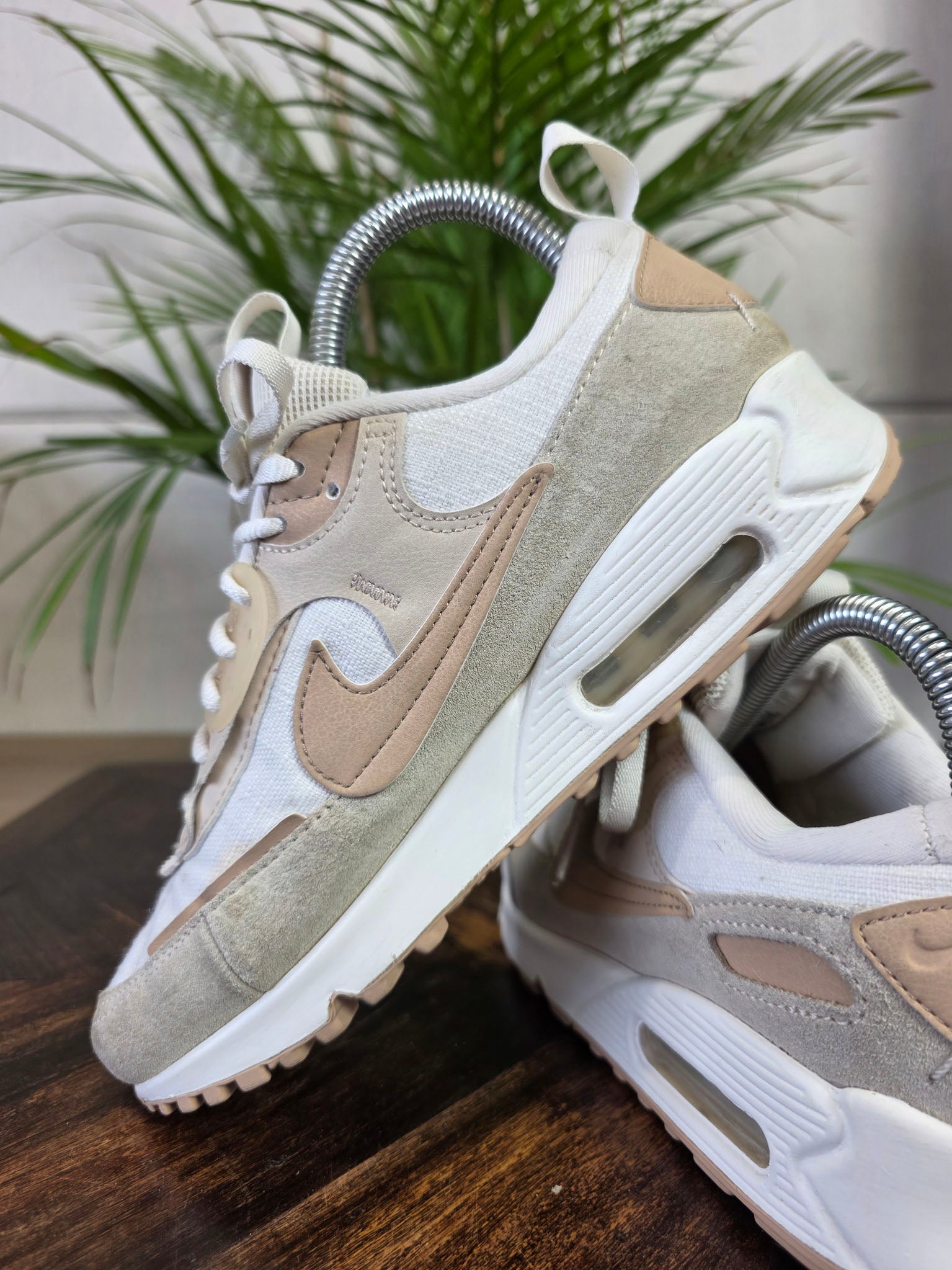 Nike Air Max 90 Futura White Tan maat 37,5