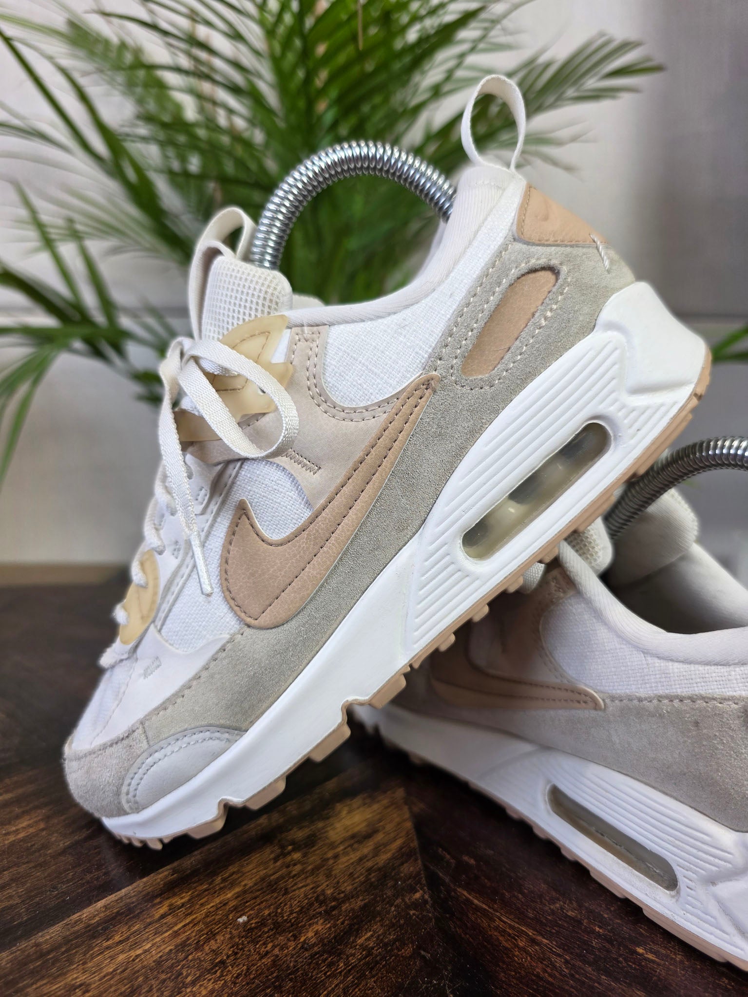 Nike Air Max 90 Futura White Tan maat 37,5