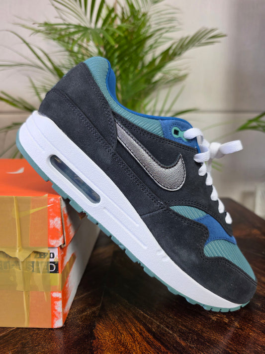 Nike Air Max 1 Black Turqouise maat 42