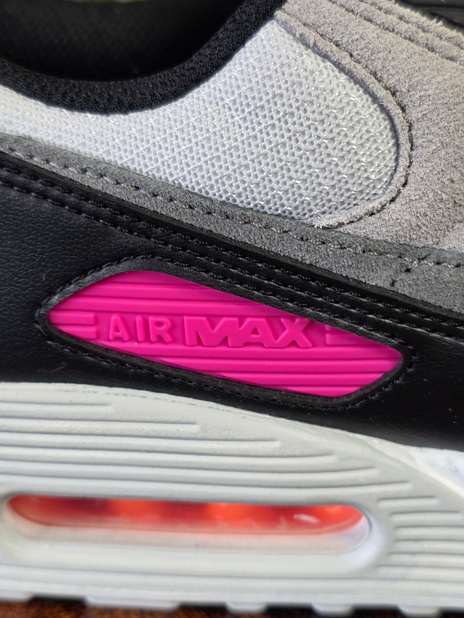 Nike Air Max 90 Dunkin Donuts maat 45,5