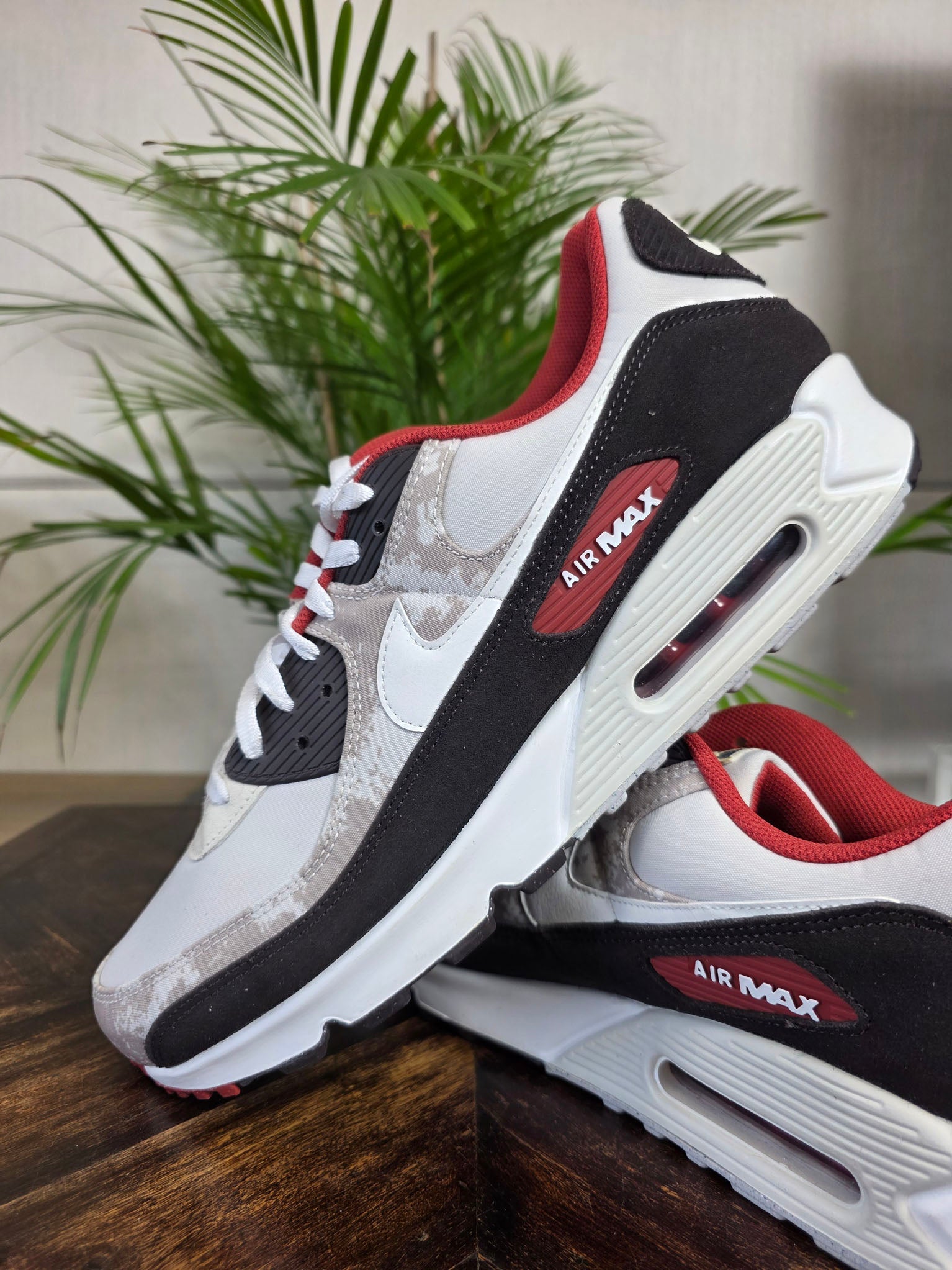 Nike Air Max 90 Social FC maat 49,5