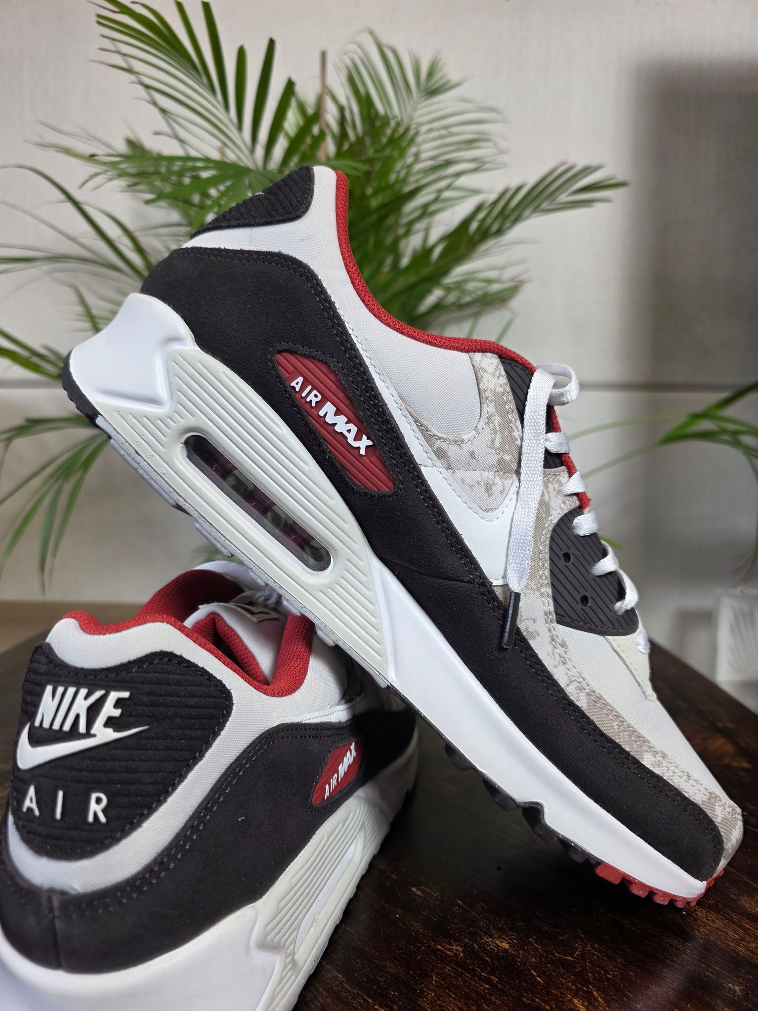 Nike Air Max 90 Social FC maat 49,5