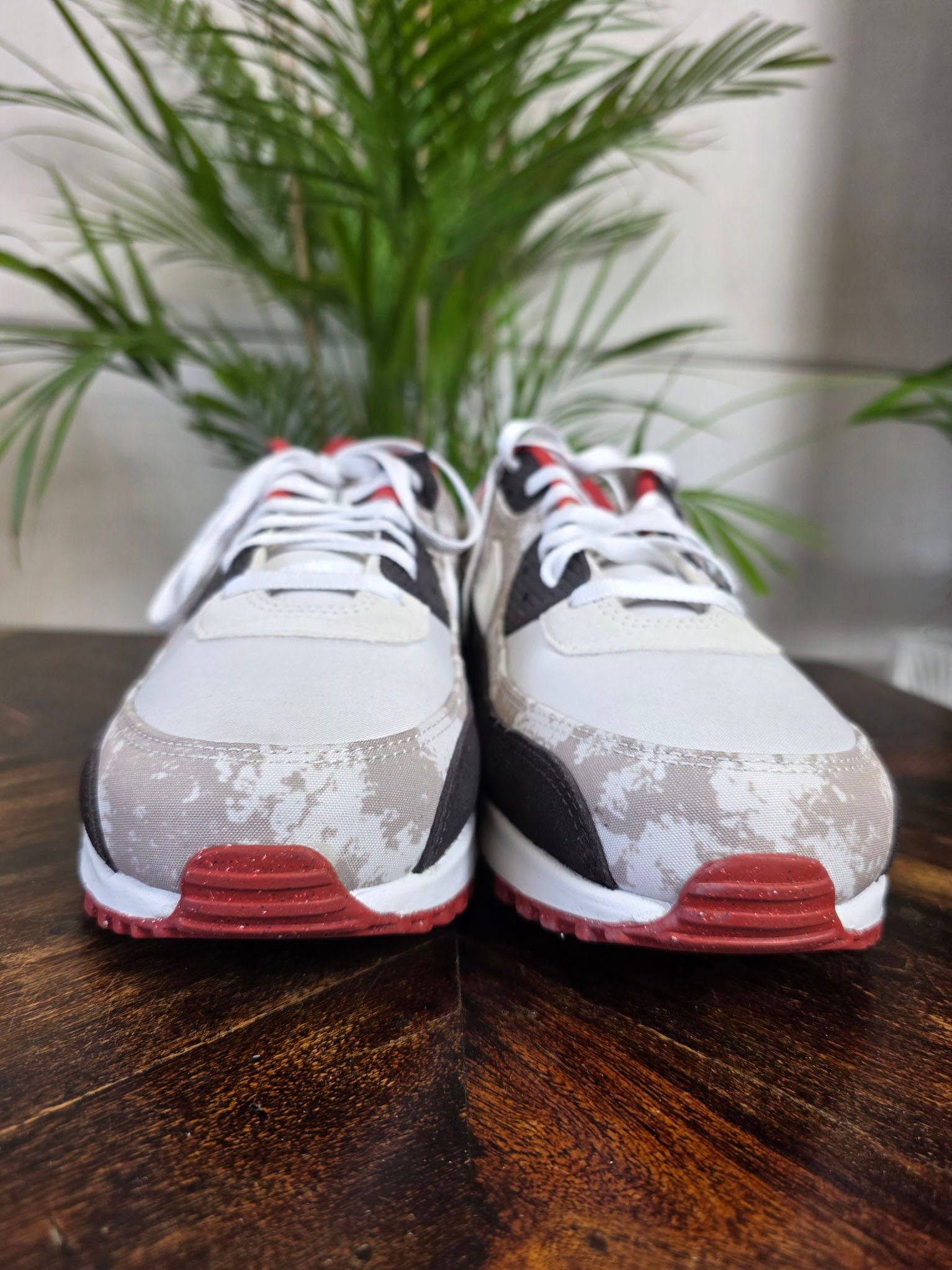 Nike Air Max 90 Social FC maat 49,5