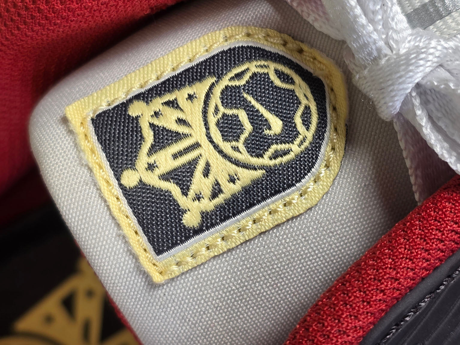 Nike Air Max 90 Social FC maat 49,5