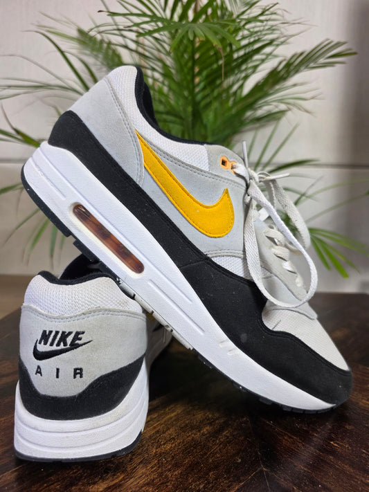 Nike Air Max 1 University Gold maat 47,5