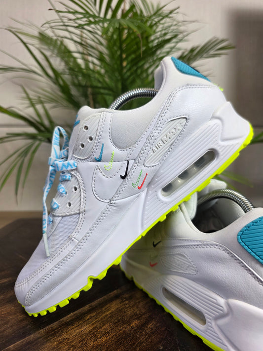 Nike Air Max 90 SE Worldwide Pack maat 42,5