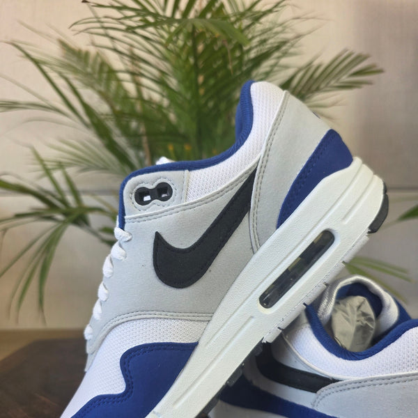 Nike Air Max 1 Deep Royal Blue maat 38,5