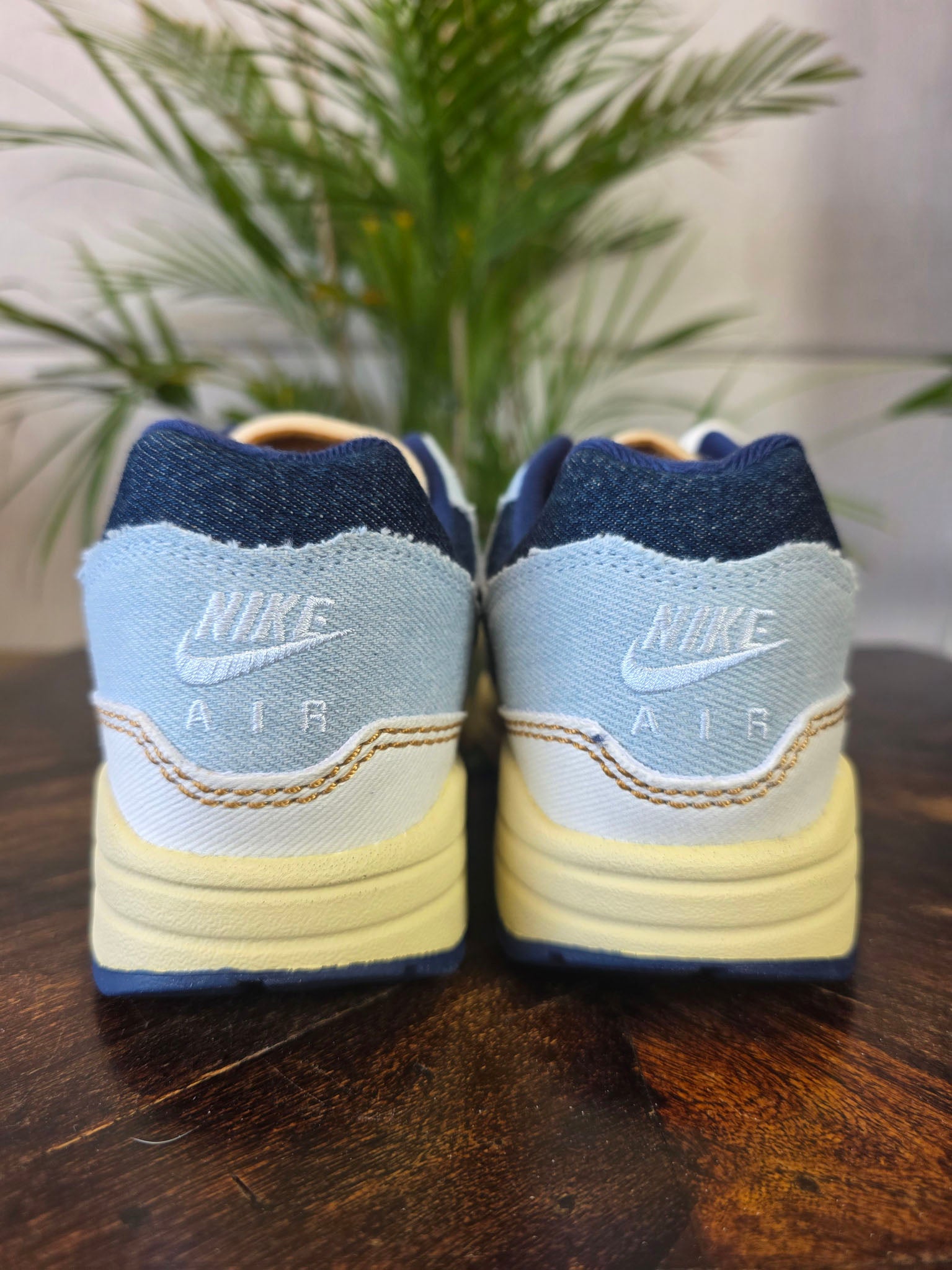 Nike Air Max 1 '87 Denim Aura maat 41