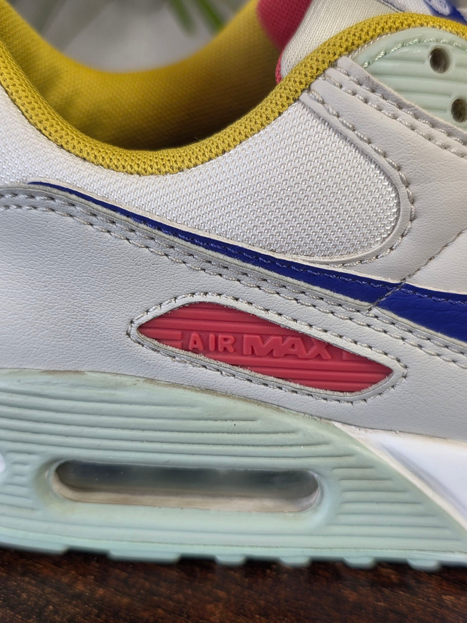 Nike Air Max 90 Pistachio Frost maat 37,5